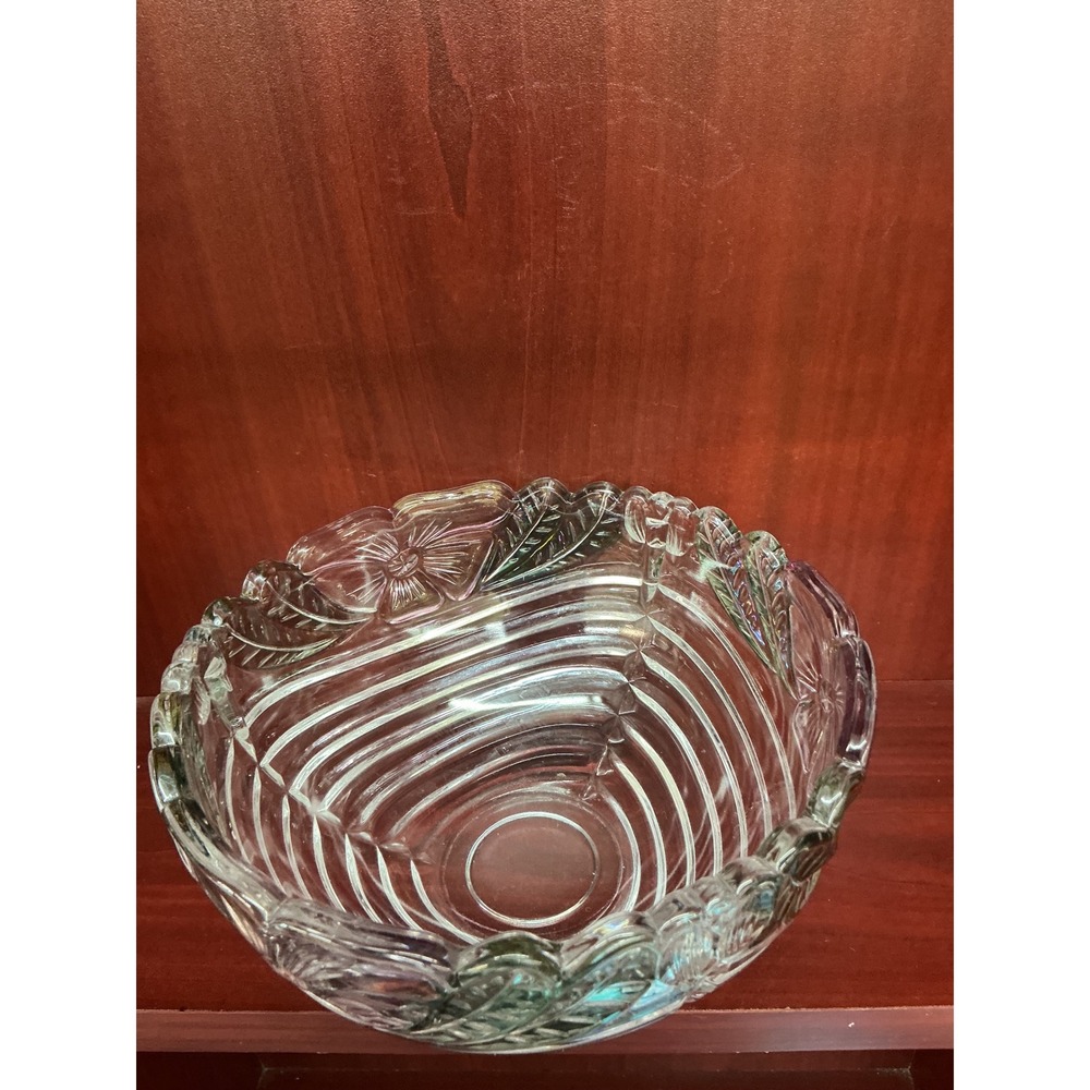 Anne Hutte Bleikristall Rose Petal Iridescent Lead Crystal Bowl 7 Inch Germany